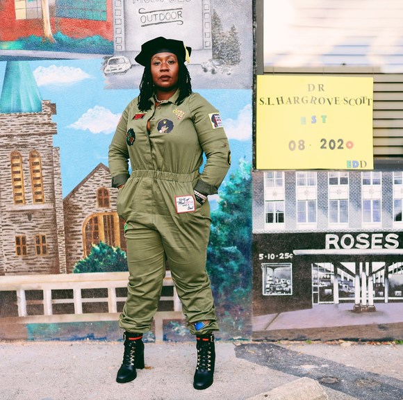 Profile Picture of Shannon Hargrove-scott (@shannonhrgrv) on Poshmark