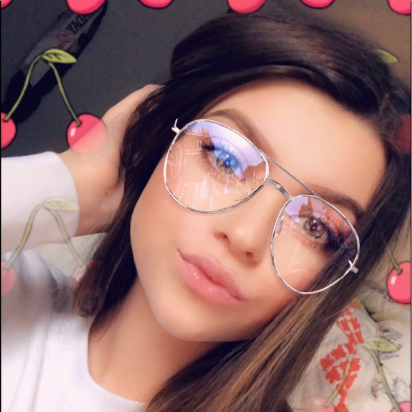 Profile Picture of Erin Butcher (@butchererin99) on Poshmark