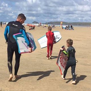 Profile Picture of Neil Edge (@neil.edge.3) on Facebook