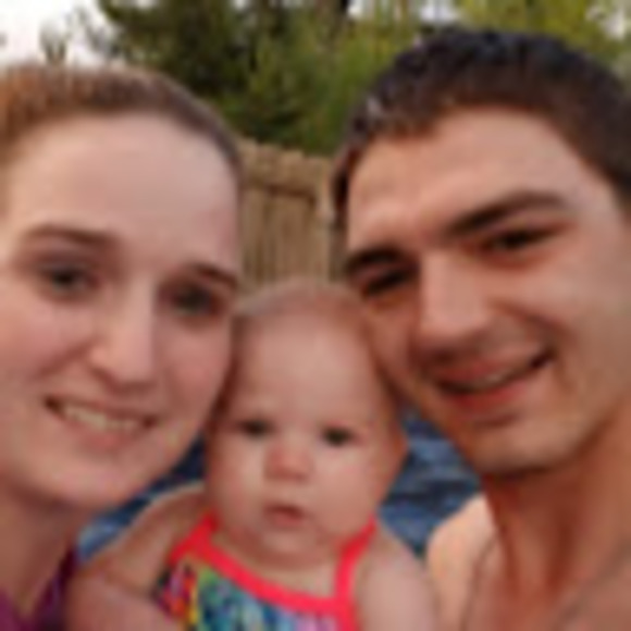 Profile Picture of Kris Richards (@richkrisk) on Poshmark