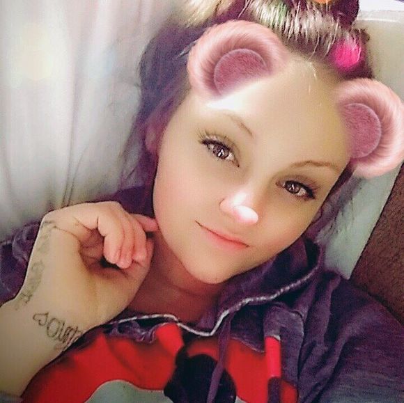 Profile Picture of Caylee Hissa (@love_sayler) on Poshmark