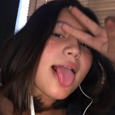 Profile Picture of Alyssa Leon (@Alyssaleon31) on Twitter