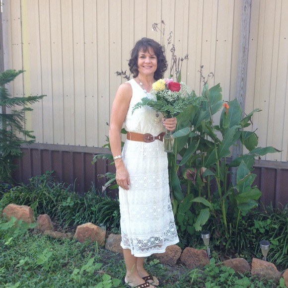 Profile Picture of Nina Blaschke (@hairbynina) on Poshmark