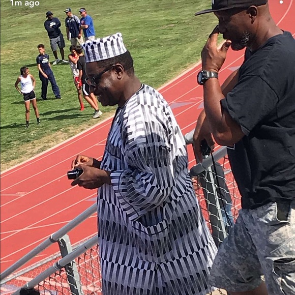 Profile Picture of Dude Dude (@dudesude) on Poshmark