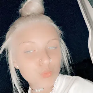 Profile Picture of Holly Adams (@@hollyadams23) on Tiktok