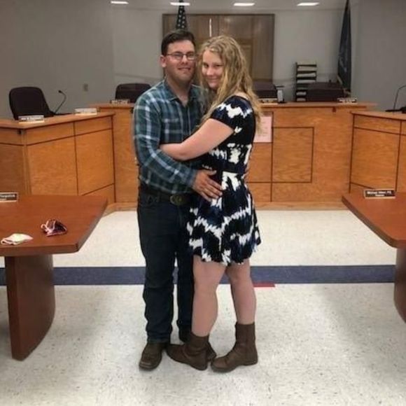 Profile Picture of Chelsea Boblick (@chelseaboblick) on Poshmark