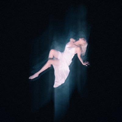 Profile Picture of NIKI (@nikizefanya) on Twitter