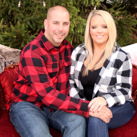 Profile Picture of Laura Gethard (@lgnj1124) on Poshmark