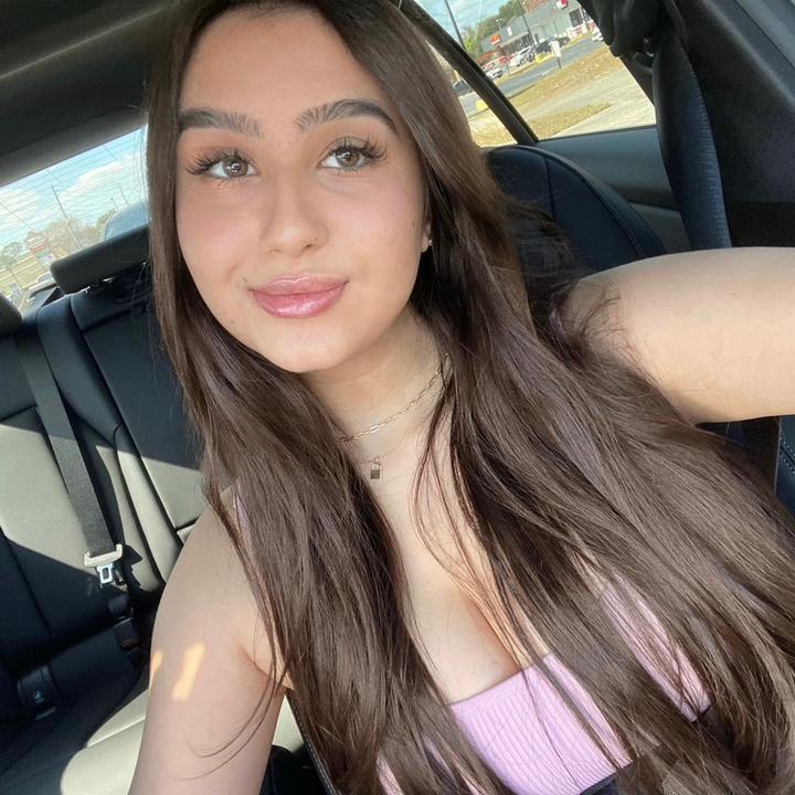 Profile Picture of   Reply to @aanchal_khanal... (@elanayagu) on Tiktok