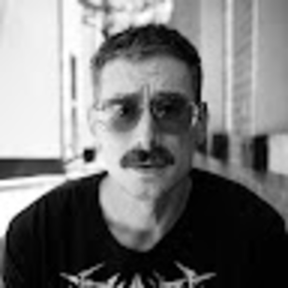 Profile Picture of Richard marty Simpson (@rchdsimpson) on Poshmark