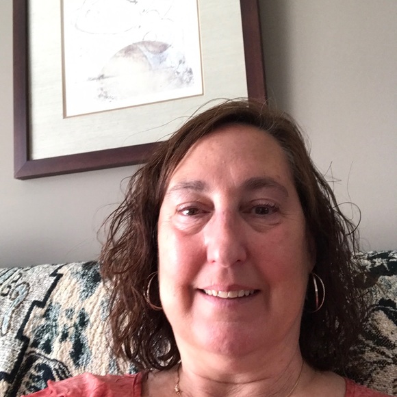 Profile Picture of Nathalie Audet (@jolynat) on Poshmark