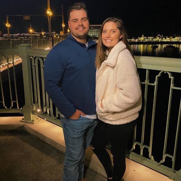 Profile Picture of Esther Cassata (@esthercassata15) on Poshmark