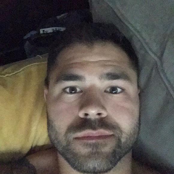 Profile Picture of Ben Swedish (@bswedish) on Poshmark