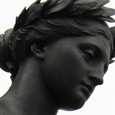 Profile Picture of Jennifer Lightfoot (@jenelightfoot) on Twitter