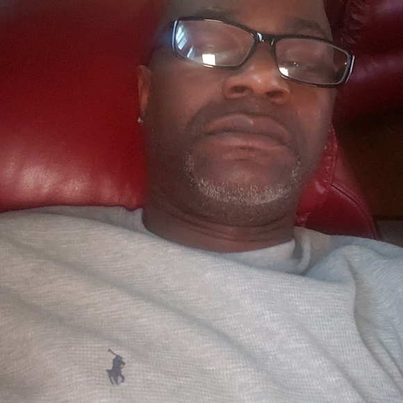 Profile Picture of Derrick Ware (@dware912) on Poshmark