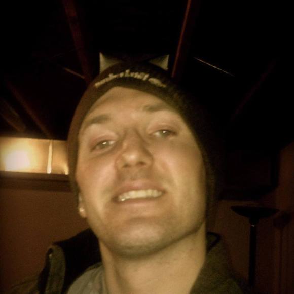 Profile Picture of Jonathan Rush (@jonathanrush) on Poshmark