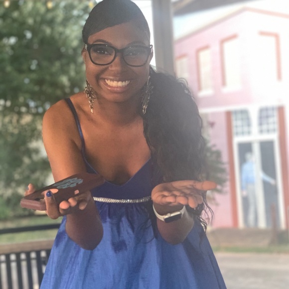 Profile Picture of Yolanda Rivers (@yrivers4) on Poshmark