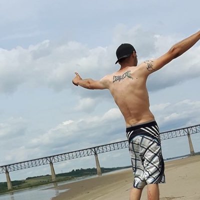 Profile Picture of Harvey Darrell (@HarveyDarrell1) on Twitter