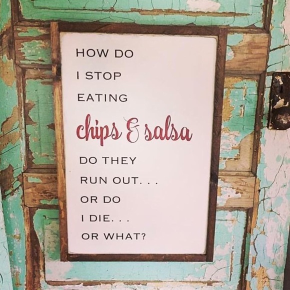 Profile Picture of Crystal Orr (@orrcnoamo) on Poshmark