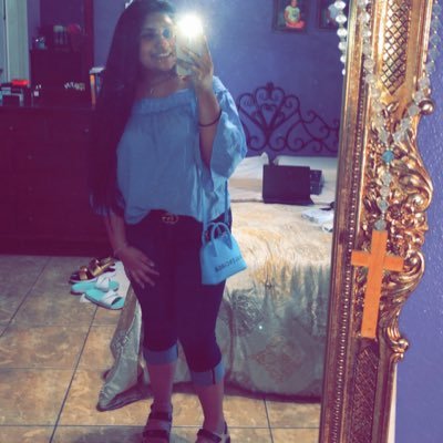 Profile Picture of _pdc_maariielyy_villalobos_ (@lara_mariely) on Twitter