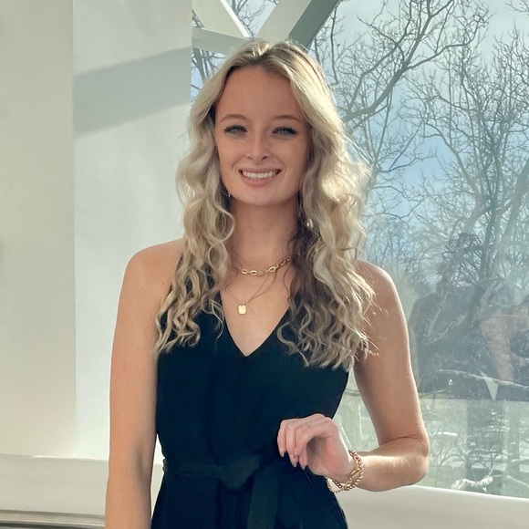 Profile Picture of Grace Keefe (@g_keefe) on Poshmark