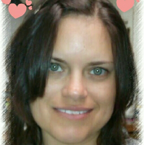 Profile Picture of Latrisha Krontz (@lkrontz) on Poshmark