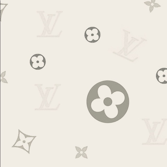 Profile Picture of Andrea Kuckelmann (@akuckelmann) on Poshmark