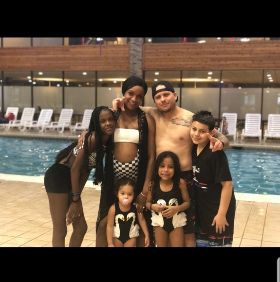 Profile Picture of Matthew Schmalzel (@m_schmalzel) on Poshmark