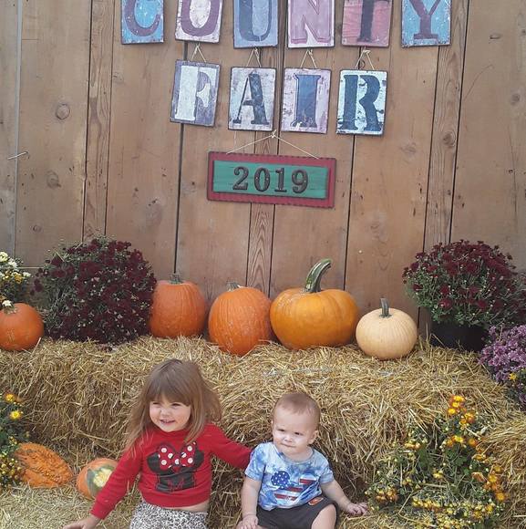 Profile Picture of Tara Mellon (@taramellon) on Poshmark