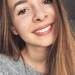 Profile Picture of Laurie (@laurie_danielle) on Instagram