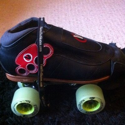 Profile Picture of Amanda Shearer (@Angelgirl2000) on Twitter