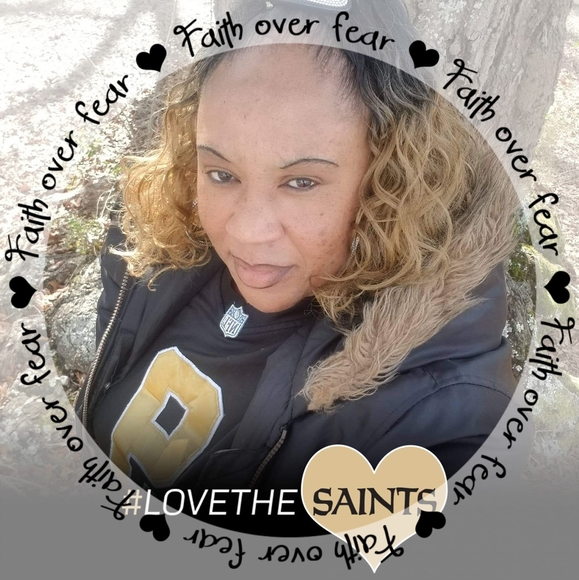 Profile Picture of Pamela Hughes (@katherine40) on Poshmark