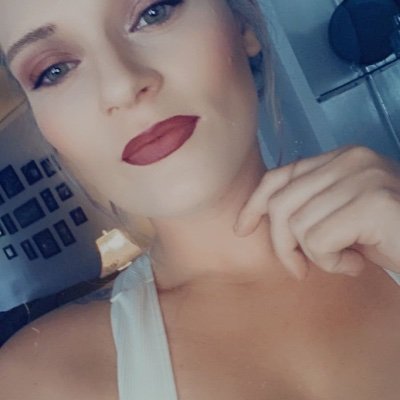 Profile Picture of Bigb00tybabe (@SarahKeech9) on Twitter