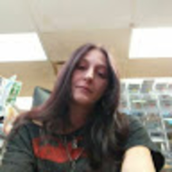 Profile Picture of Jessica Crabtree (@hippiechic2620) on Poshmark