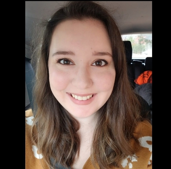 Profile Picture of Trisha Roberts (@tlroberts1993) on Poshmark