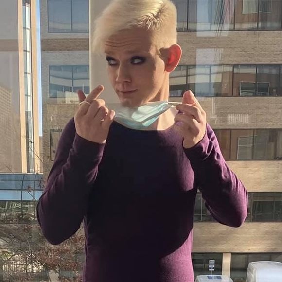 Profile Picture of Levi Tissue (@levi0418) on Poshmark