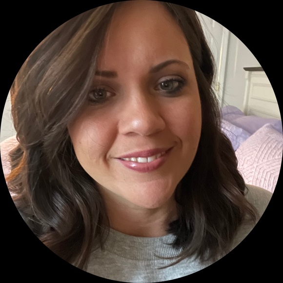 Profile Picture of Leatrice Butts (@jessicabutts14) on Poshmark