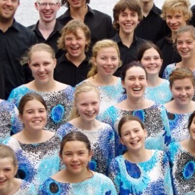 Profile Picture of Hunter Singers (@huntersingers) on Twitter