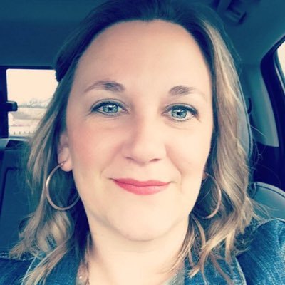 Profile Picture of Kim Maddock (@KMaddock918) on Twitter
