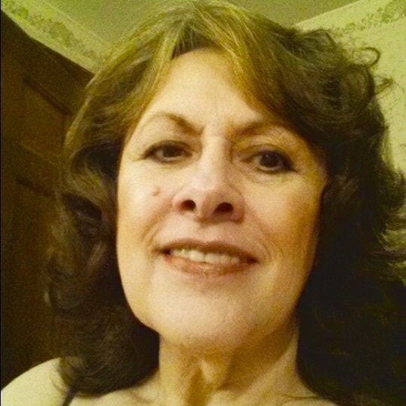 Profile Picture of Marsha Van voorhis (@mvanv88) on Poshmark