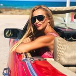 Profile Picture of Isabel Guillen (@isabelstillstanding) on Instagram