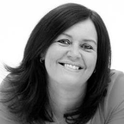 Profile Picture of Clare Haynes (@DizzeeChick) on Twitter
