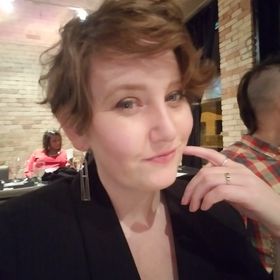 Profile Picture of Amanda Perry (@chubby2204) on Pinterest