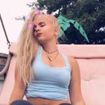 Profile Picture of Cortney🦋          Daniel💍 (@bobglitter) on Instagram