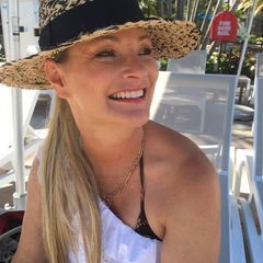 Profile Picture of Sharon Heley (@@sharonheley) on Tiktok