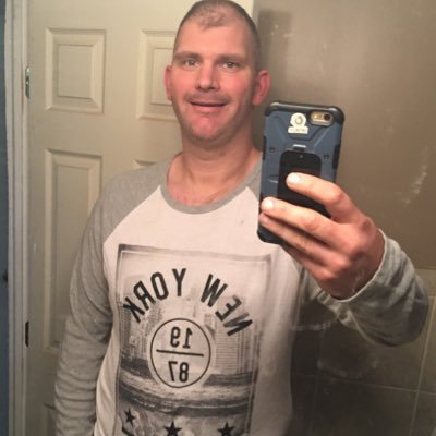 Profile Picture of Jason Rutledge (@jrut121) on Twitter