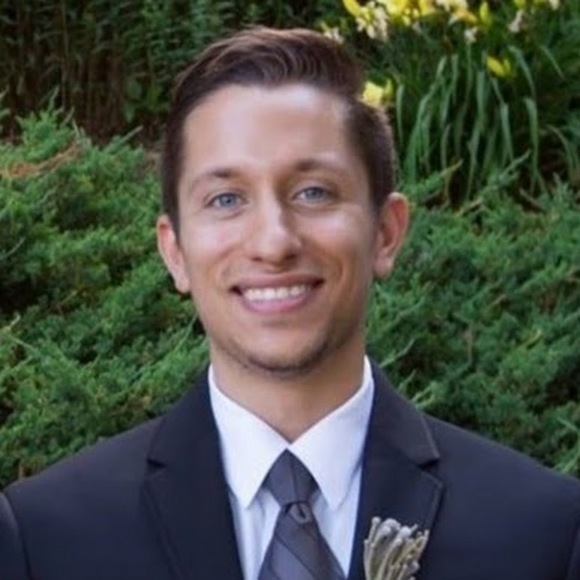 Profile Picture of Daniel Bitter (@danielbitter) on Poshmark
