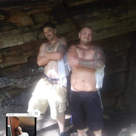 Profile Picture of Travis Dewayne (@travisdewayne) on Poshmark