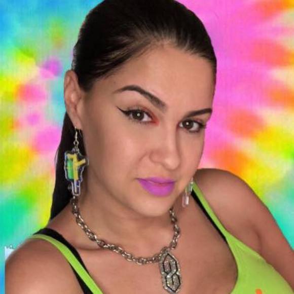 Profile Picture of Devin Strebler (@nailzbydev) on Poshmark