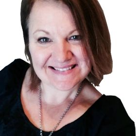 Profile Picture of Narelle Cameron :Creative Online Marketing Trainer: :Visual Content Creation Coach: :Social Media Ma (@attractleadspro) on Pinterest